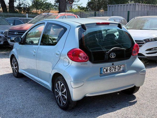 Toyota Aygo 1.0 VVT-I 68CH 5P BLEU de 2007