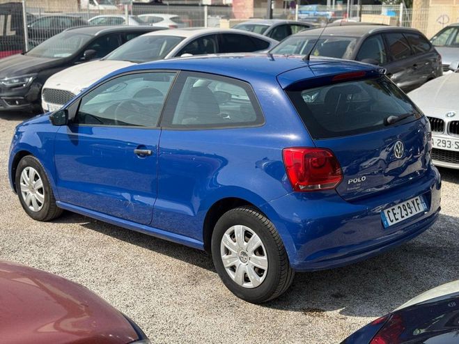 Volkswagen Polo 1.6 TDI 75CH FAP TRENDLINE 5P BLEU F de 2011