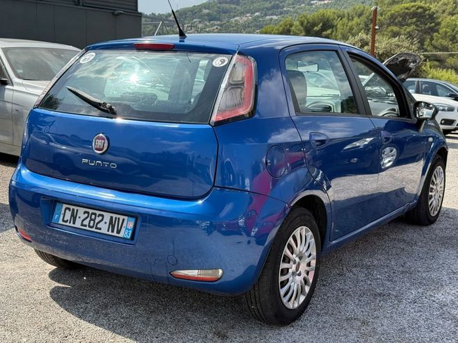 Fiat Punto 1.3 MULTIJET 16V 85CH S&S LOUNGE 90G 5P BLEU F de 2012
