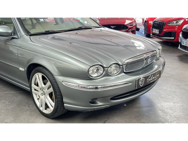 Jaguar X Type 2.0 V6 159 BVA / BEL ETAT GENERAL GRIS de 2004