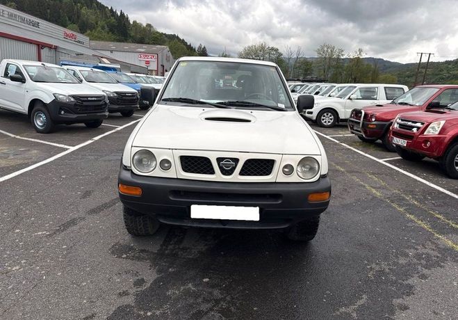 Nissan Terrano 2.7 TDI 125CH S 3P Blanc de 1996