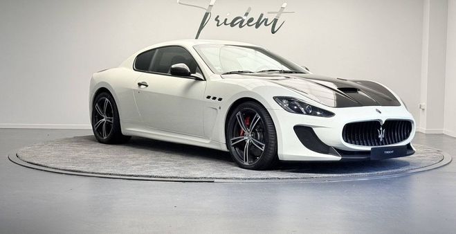 Maserati Gran Turismo 4.7 V8 460 MC Stradale Blanc de 2013