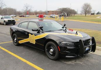  Voir d&eacute;tails -Dodge Charger Police V8 5,7L AWD &agrave; �chirolles (38)