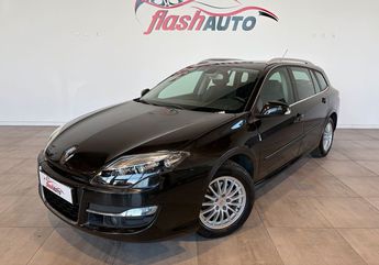  Voir d&eacute;tails -Renault Laguna III PHASE 2 ESTATE DCi S&S 130cv BLACK E &agrave; Gerzat (63)