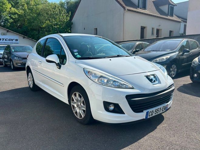 Peugeot 207 207+ 1.4 75ch Active Blanc de 2013