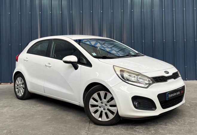 Kia Rio 1.4 CRDI 90 PREMIUM - Garantie 6 mois -  Blanc de 2012