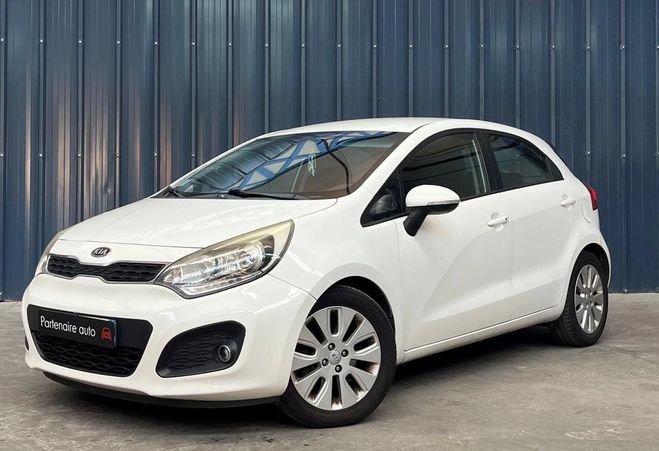 Kia Rio 1.4 CRDI 90 PREMIUM - Garantie 6 mois -  Blanc de 2012