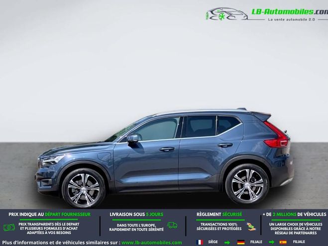 Volvo XC40 T4 129+82 ch BVA Bleu M�tallique de 2021