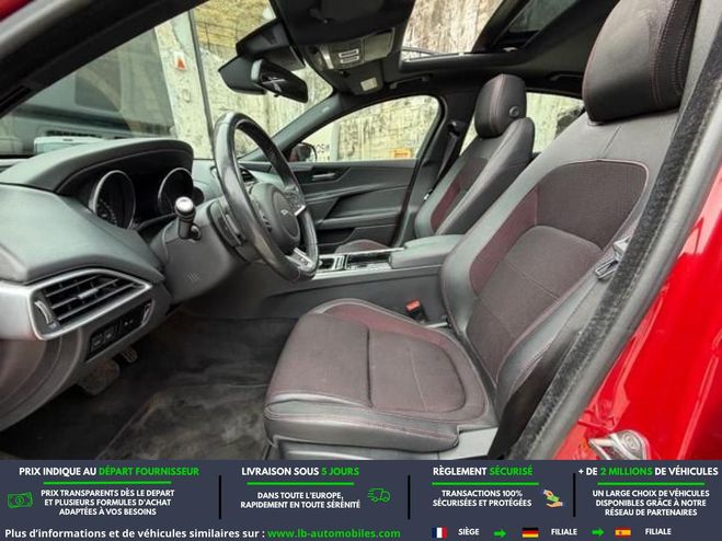 Jaguar XE 180 ch BVA Rouge M�tallique de 2015