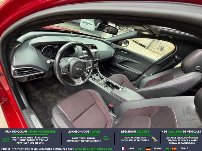 Jaguar XE 180 ch BVA Rouge M�tallique de 2015