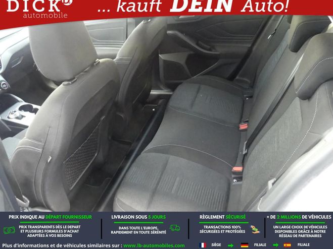 Ford Focus 1.5 EcoBlue 95 BVA Argent� M�tallique de 2022