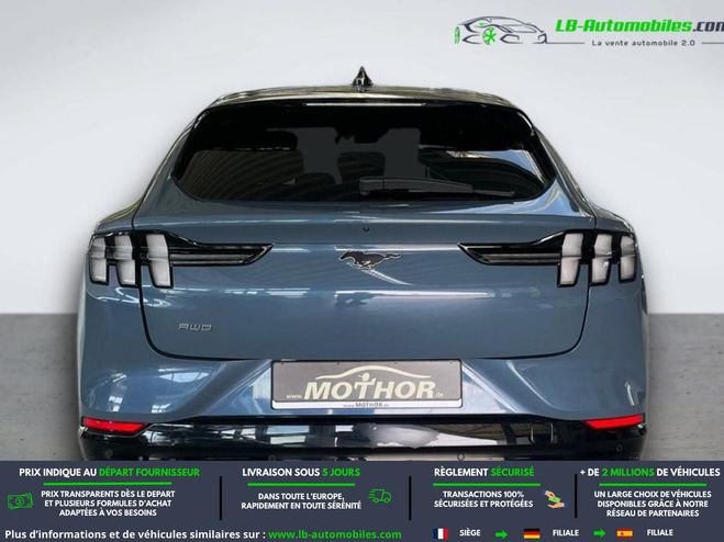 Ford Mustang 99 kWh 351 ch AWD Bleu M�tallique de 2024
