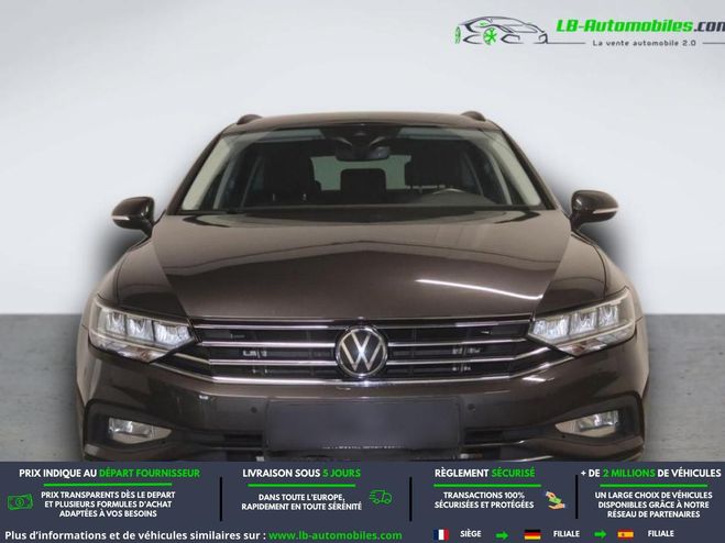 Volkswagen Passat 2.0 TDI 150 BVA Gris M�tallique de 2024