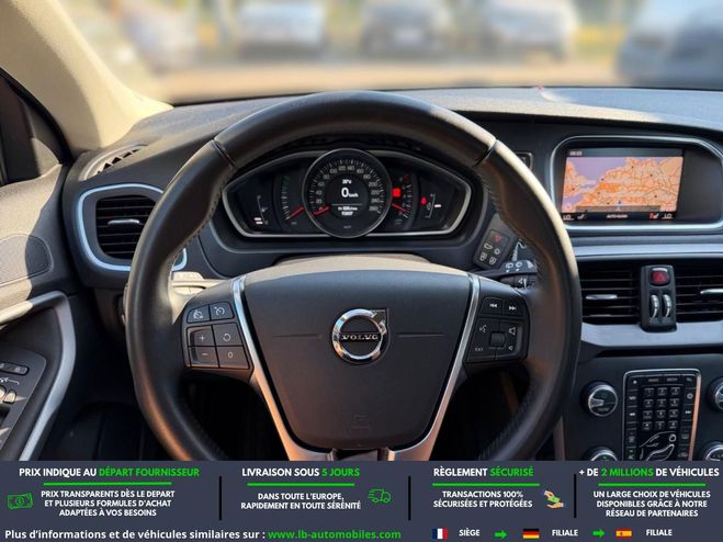 Volvo V40 T2 122 ch BVM Noir de 2019
