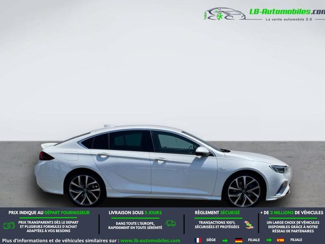 Opel Insignia 2.0 D BiTurbo 210 ch BVA AWD Blanc M�tallique de 2017
