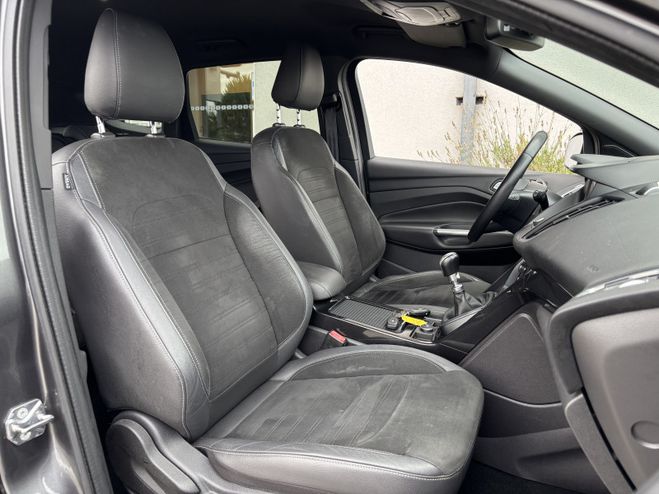 Ford Kuga 2.0 TDCI 150 CH STOP&START ST-LINE 4X2 GRIS F de 2017