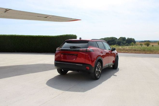 Peugeot 2008 PHASE 4 ALLURE 100 CV GPS 3D CAM�RA 360� Rouge de 2025