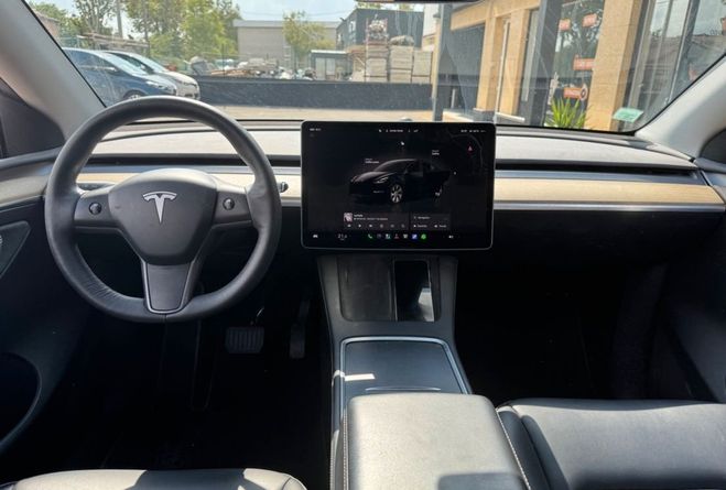 Tesla Model Y 275ch standard rwd bva Noir de 2023