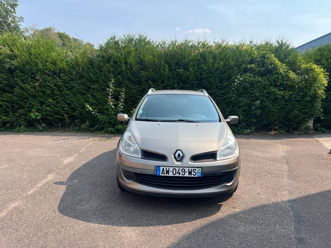 Renault Clio III Garantie 12 mois, 1.5 dCi 85cv eco2  Beige de 2008