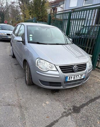 voir détails -Volkswagen Polo 1.2 60cv Clim volant cuir sort de révisi à Paris (75) Voir détails -Volkswagen Polo 1.2 60cv Clim volant cuir sort de révisi à Paris (75)