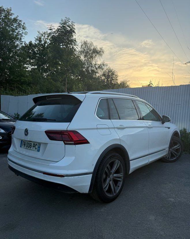 Volkswagen Tiguan r-line 150 tsi Dsg 98mkm Blanc de 2020