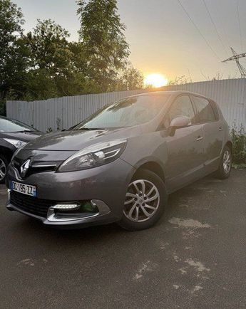 voir détails -Renault Scenic 1.5 dci 110 cv semi cuir jantes Clim aut à Paris (75) Voir détails -Renault Scenic 1.5 dci 110 cv semi cuir jantes Clim aut à Paris (75)