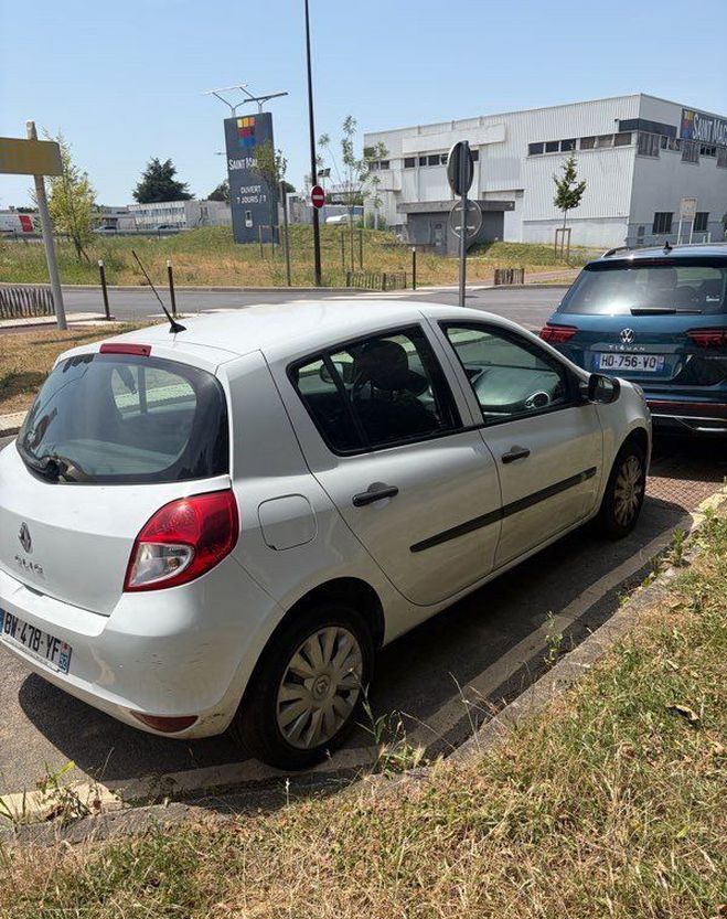 Renault Clio 75 cv Clim 80000km Blanc de 2012