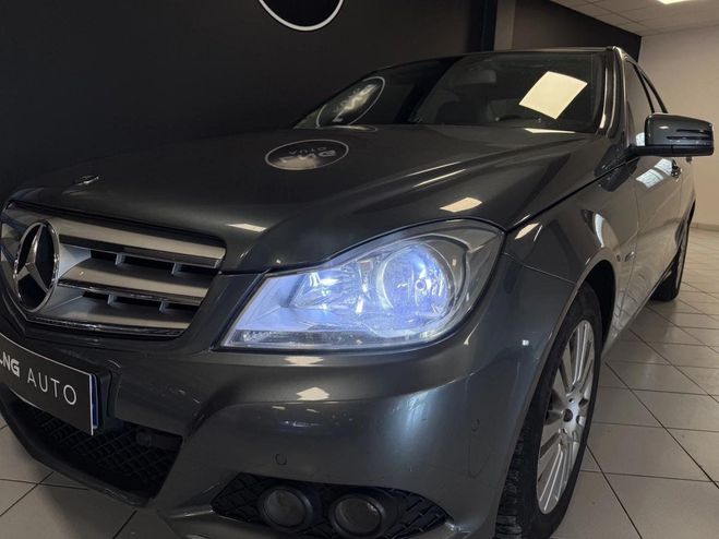 Mercedes Classe C 200 CDI 2.2 137ch - BLUEEFFICIENCY - 201 Gris de 2011