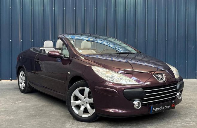 Peugeot 307 CC 2.0 140 PREMIUM BVA - Garantie 1 An - Violet de 2005