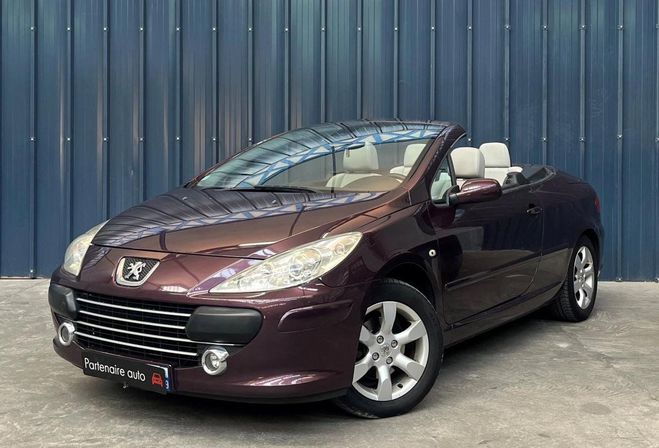 Peugeot 307 CC 2.0 140 PREMIUM BVA - Garantie 1 An - Violet de 2005