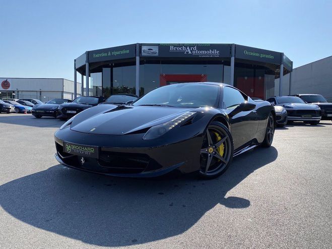 Ferrari 458 Italia V8 4.5 l 570 Ch F1 - Full Carbon  Noir de 2012