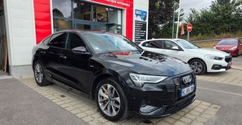  Voir d&eacute;tails -Audi E-Tron Sportback 50 quattro S line 313 ch 52500 &agrave; Attin (62)