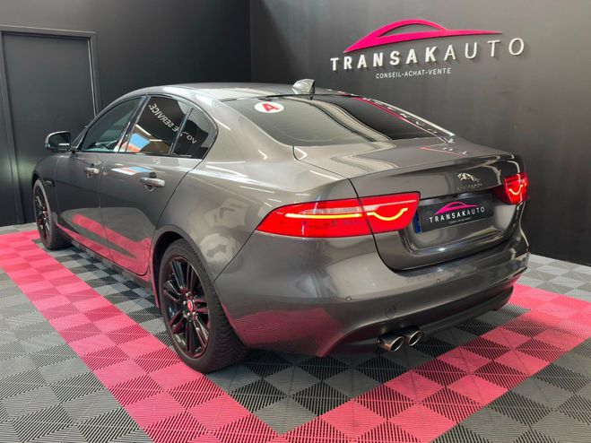 Jaguar XE 2.0 d - 180 ch bva prestige me main suiv Gris de 2017