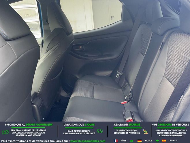 Toyota Yaris Hybride 130ch Bleu M�tallique de 2024