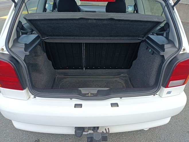 Volkswagen Polo 1.6 75cv avec clim   de 1996