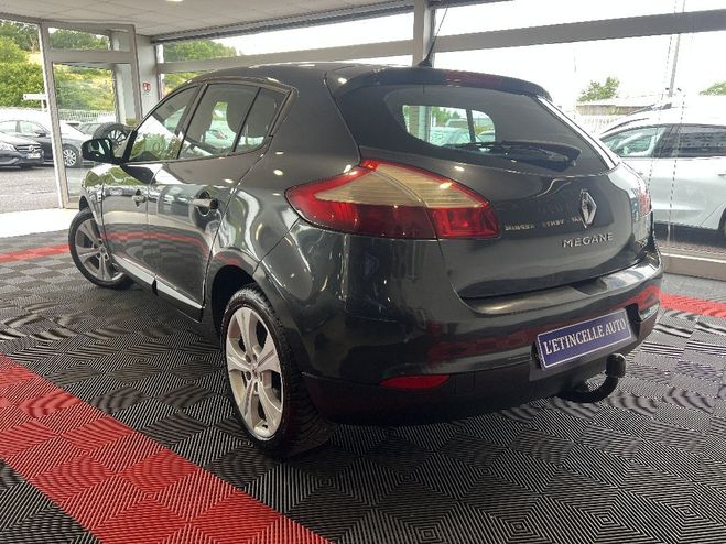 Renault Megane III dCi 110 FAP eco2 Dynamique Euro 5 Gris Fonc� de 2010