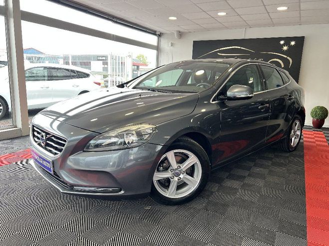 Volvo V40 BUSINESS D2 115 Momentum Grise de 2014