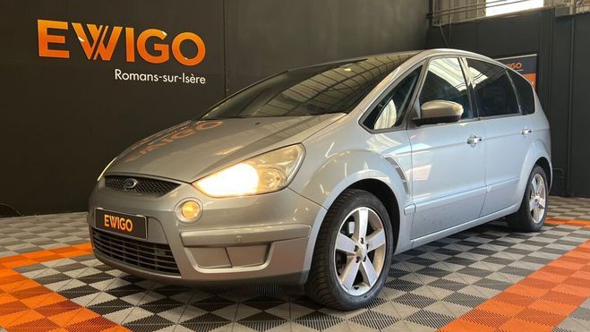 Ford S Max 2.0 TDCI 140ch TITANIUM 7 PLACES   BARRE GRIS de 2009