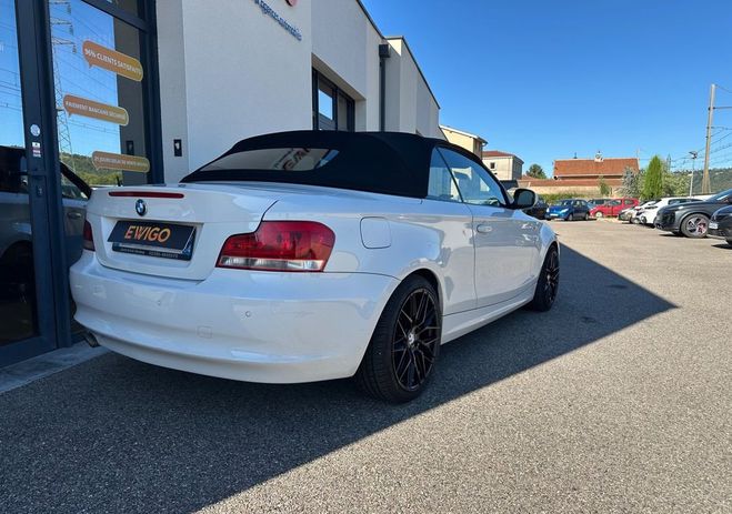 BMW Serie 1 E88 CABRIOLET 2.0 120D 175ch CONFORT BVA Blanc de 2011
