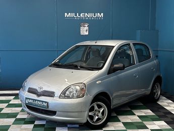  Voir d&eacute;tails -Toyota Yaris 1.0 68CH 5P &agrave; Royan (17)