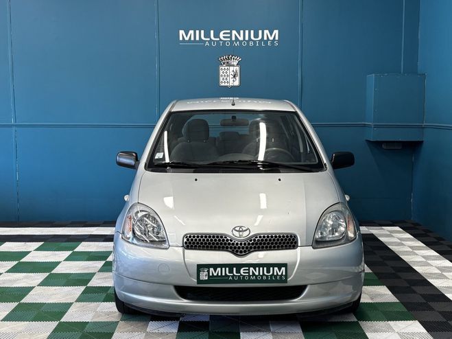 Toyota Yaris 1.0 68CH 5P Gris C de 1999