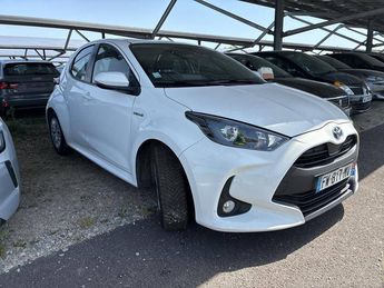  Voir d&eacute;tails -Toyota Yaris IV 116h France Business 5p   Stage Hybri &agrave; Quimperl� (29)