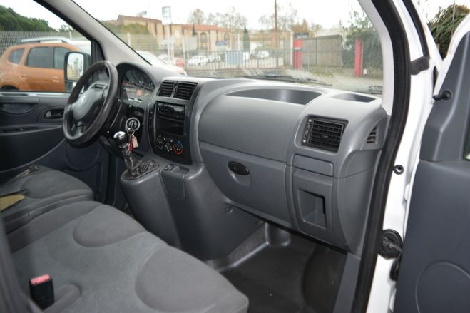 Peugeot Expert 2.0 HDI 98CH ACCESS COURT 9PL BLANC de 2014