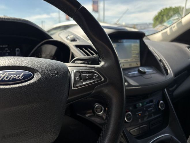 Ford Kuga 1.5 TDCI 120 CH TITANIUM BLANC de 2019