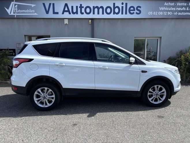 Ford Kuga 1.5 TDCI 120 CH TITANIUM BLANC de 2019