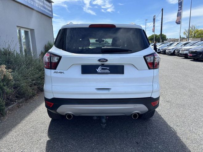 Ford Kuga 1.5 TDCI 120 CH TITANIUM BLANC de 2019