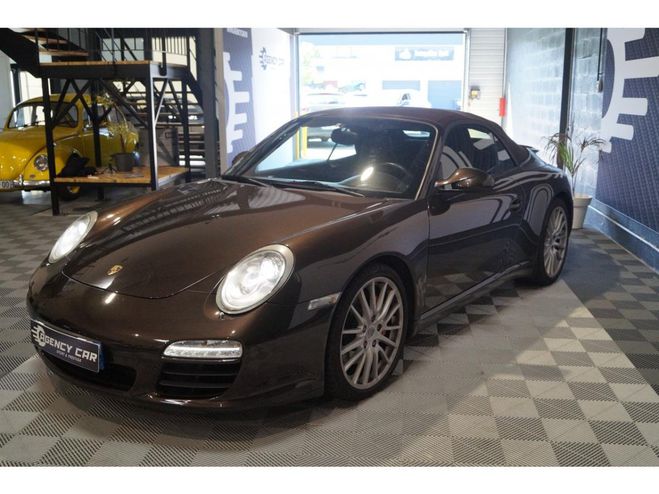Porsche 911 Cabriolet 3.8i - BV PDK TYPE 997 II 2009 MARRON FONCE de 2011