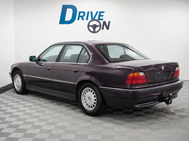 BMW Serie 7 E38 - 728i - BVA - BERLINE Prune de 1997