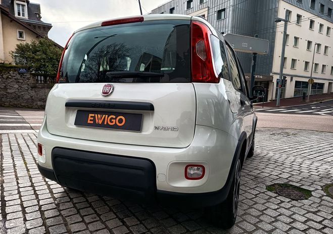 Fiat Panda 1.0 70Cv HYBRID MHEV CITY LIFE S&S Blanc de 2022