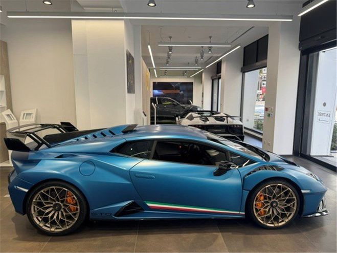 Lamborghini Huracan sto 5.2 V10 640 RWD LDF7 Bleu, Mat, BLUE MEHIT de 2023